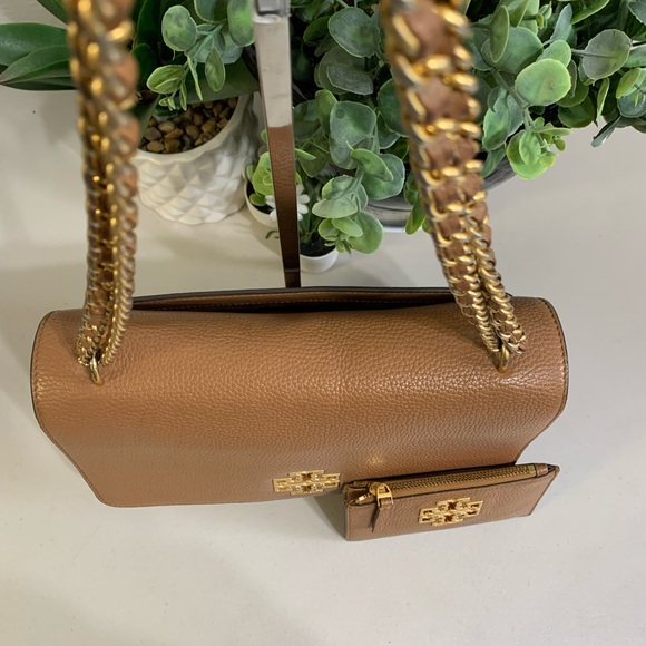 👜💕 Tory Burch Tan Leather Shoulder Bag with wallet - Picture 5 of 15